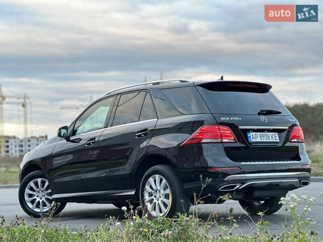 Мерседес ГЛЕ-Клас 2016 у Вінниці на Automoto.ua Чорний Мерседес ГЛЕ-Клас, об'ємом двигуна 2.2 л та пробігом 280 тис. км за 31555 $, фото 16 на Automoto.ua