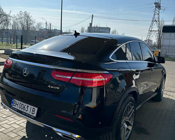 Черный Мерседес ГЛЕ-Класс, объемом двигателя 2.99 л и пробегом 200 тыс. км за 43000 $, фото 3 на Automoto.ua