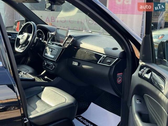 Мерседес ГЛЕ-Класс 2016 в Запорожье на Automoto.ua Черный Мерседес ГЛЕ-Класс, объемом двигателя 3 л и пробегом 218 тыс. км за 35990 $, фото 16 на Automoto.ua