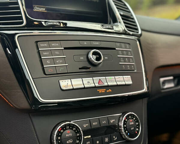 Черный Мерседес ГЛЕ-Класс, объемом двигателя 2.99 л и пробегом 136 тыс. км за 45500 $, фото 21 на Automoto.ua