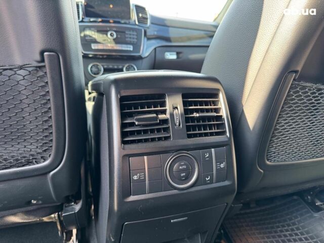 Черный Мерседес ГЛЕ-Класс, объемом двигателя 3 л и пробегом 218 тыс. км за 35990 $, фото 19 на Automoto.ua