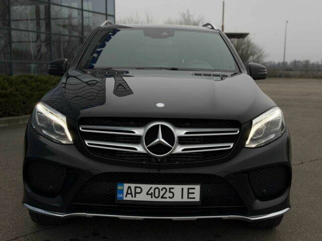 Черный Мерседес ГЛЕ-Класс, объемом двигателя 3 л и пробегом 219 тыс. км за 27900 $, фото 5 на Automoto.ua