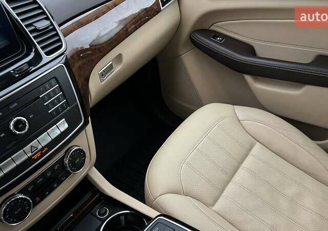 Черный Мерседес ГЛЕ-Класс, объемом двигателя 2.99 л и пробегом 163 тыс. км за 34500 $, фото 20 на Automoto.ua