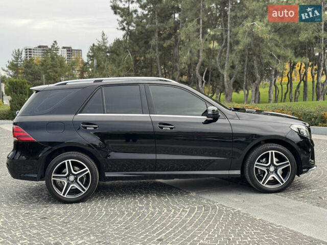 Мерседес ГЛЕ-Класс 2017 в Днепре (Днепропетровске) на Automoto.ua Черный Мерседес ГЛЕ-Класс, объемом двигателя 2.14 л и пробегом 137 тыс. км за 33500 $, фото 11 на Automoto.ua