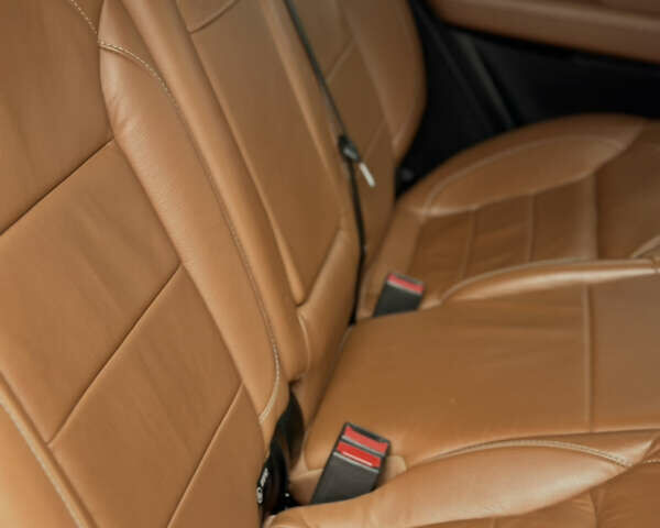 Черный Мерседес ГЛЕ-Класс, объемом двигателя 2.99 л и пробегом 145 тыс. км за 49000 $, фото 4 на Automoto.ua