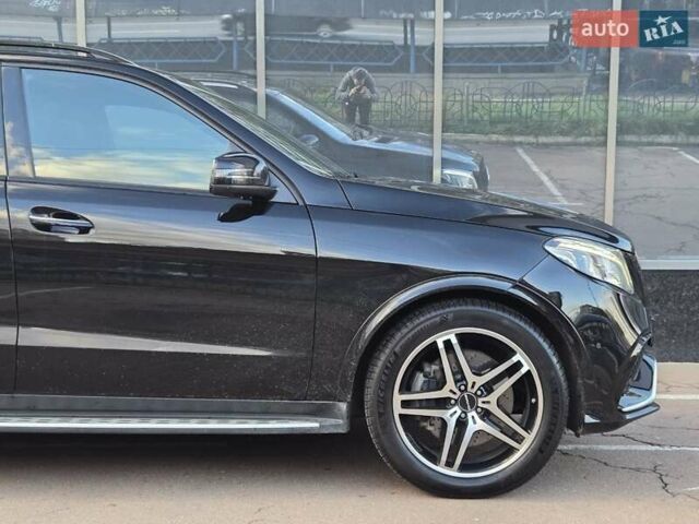 Чорний Мерседес ГЛЕ-Клас, об'ємом двигуна 3 л та пробігом 125 тис. км за 30200 $, фото 8 на Automoto.ua