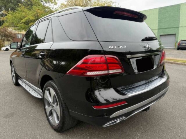 Мерседес ГЛЕ-Клас 2017 у Хмельницькому на Automoto.ua Чорний Мерседес ГЛЕ-Клас, об'ємом двигуна 3.5 л та пробігом 64 тис. км за 28500 $, фото 5 на Automoto.ua