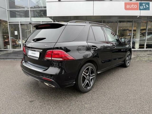 Черный Мерседес ГЛЕ-Класс, объемом двигателя 3 л и пробегом 99 тыс. км за 34900 $, фото 6 на Automoto.ua