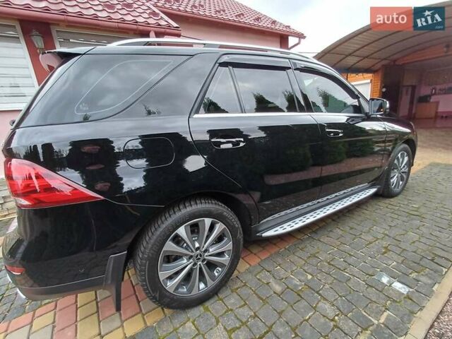 Мерседес ГЛЕ-Класс 2017 в Сарнах на Automoto.ua Черный Мерседес ГЛЕ-Класс, объемом двигателя 2.99 л и пробегом 69 тыс. км за 46500 $, фото 22 на Automoto.ua