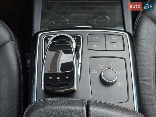 Чорний Мерседес ГЛЕ-Клас, об'ємом двигуна 3 л та пробігом 125 тис. км за 30200 $, фото 20 на Automoto.ua