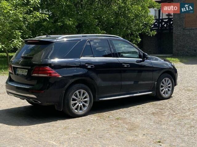 Черный Мерседес ГЛЕ-Класс, объемом двигателя 2.99 л и пробегом 150 тыс. км за 45000 $, фото 3 на Automoto.ua