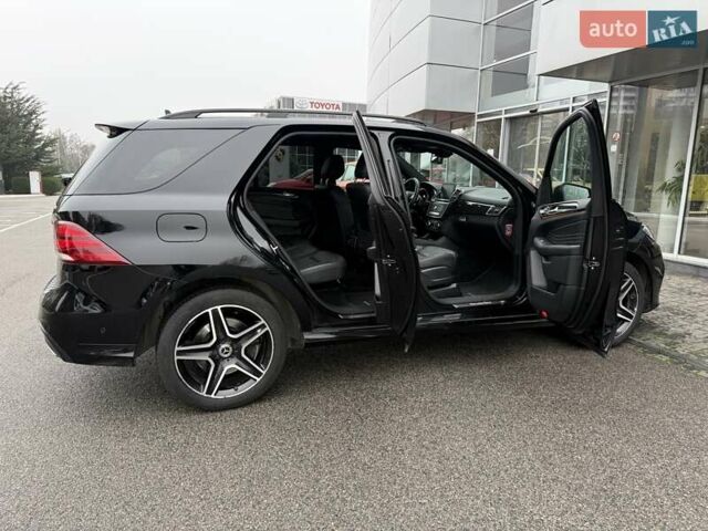 Черный Мерседес ГЛЕ-Класс, объемом двигателя 3 л и пробегом 99 тыс. км за 34900 $, фото 11 на Automoto.ua