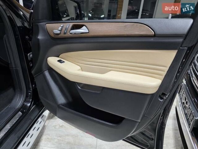 Черный Мерседес ГЛЕ-Класс, объемом двигателя 2.99 л и пробегом 118 тыс. км за 45500 $, фото 49 на Automoto.ua