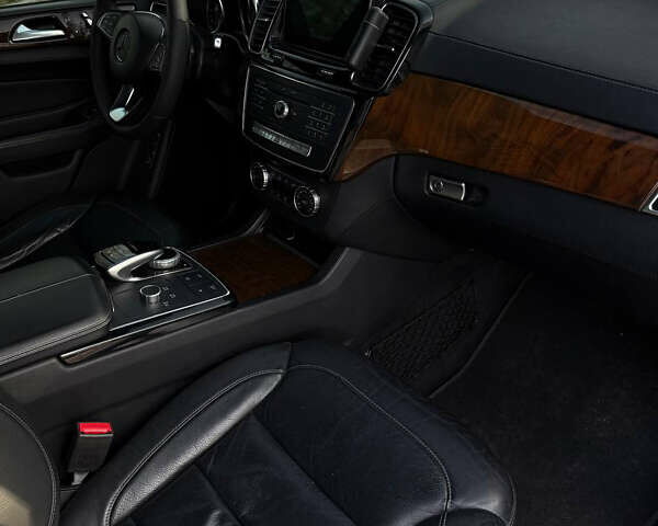 Чорний Мерседес ГЛЕ-Клас, об'ємом двигуна 3 л та пробігом 183 тис. км за 32000 $, фото 34 на Automoto.ua