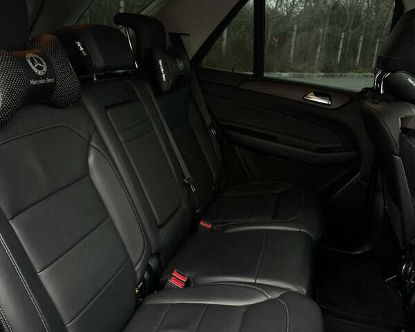 Чорний Мерседес ГЛЕ-Клас, об'ємом двигуна 2.99 л та пробігом 99 тис. км за 45000 $, фото 24 на Automoto.ua