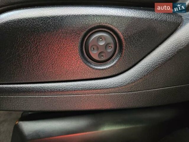 Чорний Мерседес ГЛЕ-Клас, об'ємом двигуна 2.14 л та пробігом 288 тис. км за 30900 $, фото 16 на Automoto.ua