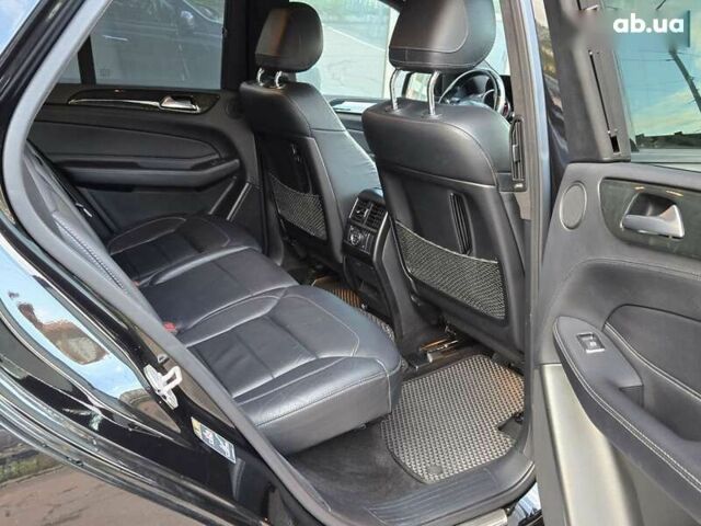 Черный Мерседес ГЛЕ-Класс, объемом двигателя 3 л и пробегом 125 тыс. км за 33500 $, фото 15 на Automoto.ua