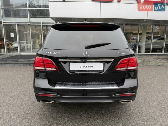 Черный Мерседес ГЛЕ-Класс, объемом двигателя 3 л и пробегом 99 тыс. км за 34900 $, фото 7 на Automoto.ua