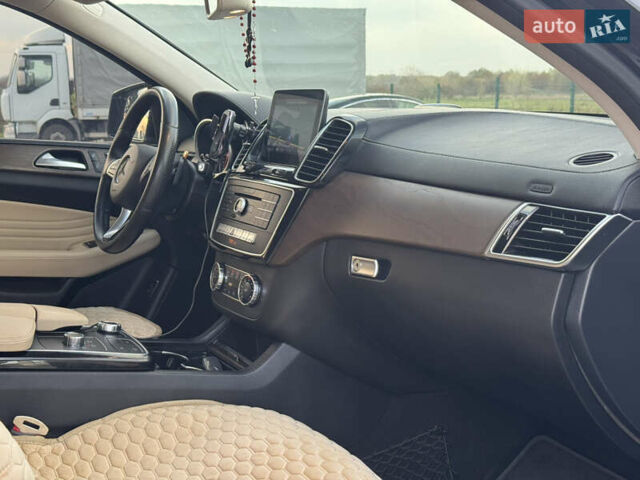 Черный Мерседес ГЛЕ-Класс, объемом двигателя 3 л и пробегом 118 тыс. км за 45000 $, фото 22 на Automoto.ua