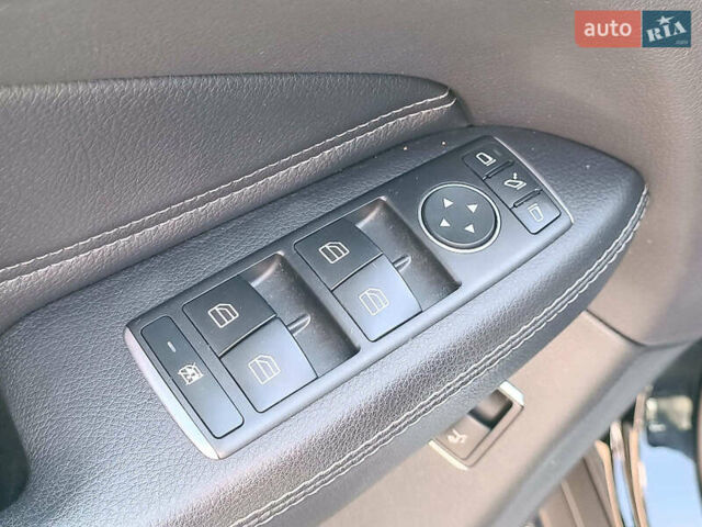 Черный Мерседес ГЛЕ-Класс, объемом двигателя 3.5 л и пробегом 98 тыс. км за 28990 $, фото 24 на Automoto.ua