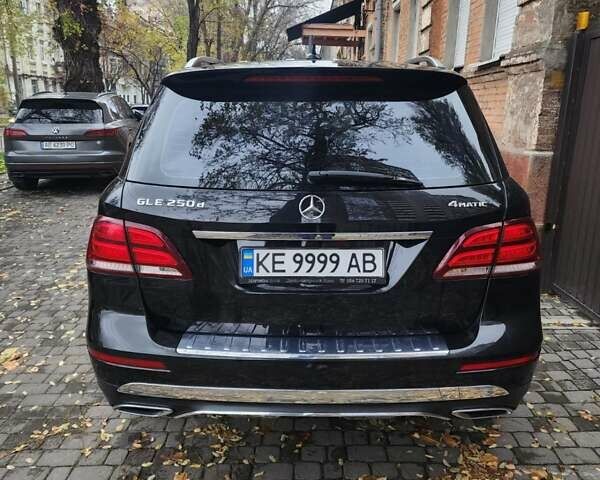 Черный Мерседес ГЛЕ-Класс, объемом двигателя 2.14 л и пробегом 160 тыс. км за 35000 $, фото 2 на Automoto.ua