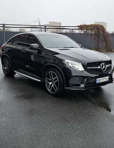 Черный Мерседес ГЛЕ-Класс, объемом двигателя 2.99 л и пробегом 68 тыс. км за 52000 $, фото 3 на Automoto.ua