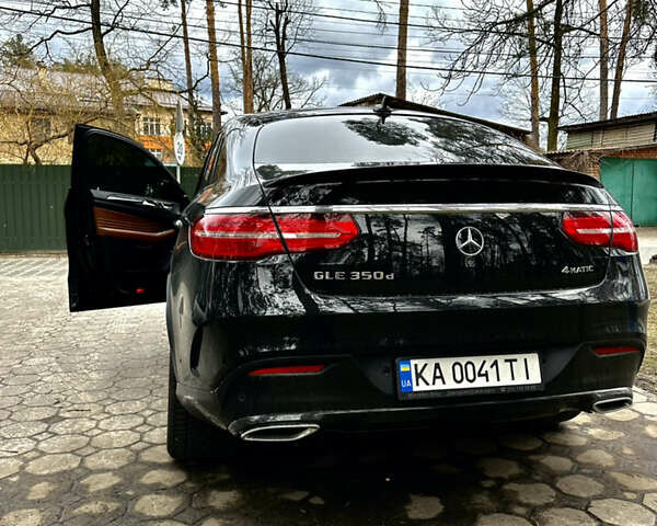 Черный Мерседес ГЛЕ-Класс, объемом двигателя 2.99 л и пробегом 145 тыс. км за 49000 $, фото 1 на Automoto.ua