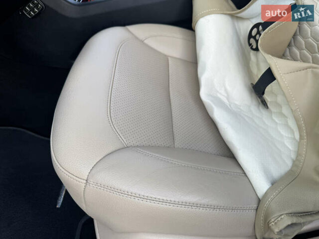 Черный Мерседес ГЛЕ-Класс, объемом двигателя 3 л и пробегом 118 тыс. км за 45000 $, фото 15 на Automoto.ua