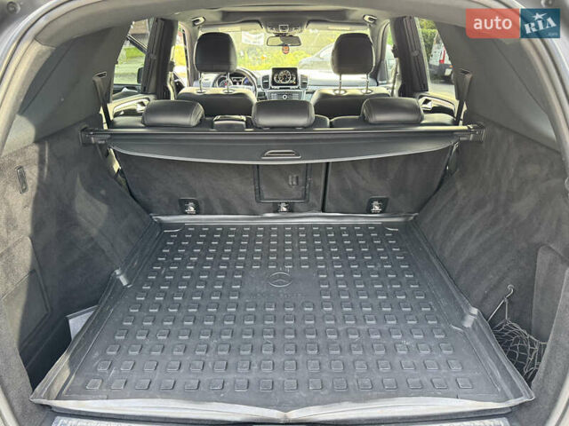 Черный Мерседес ГЛЕ-Класс, объемом двигателя 3 л и пробегом 120 тыс. км за 34900 $, фото 10 на Automoto.ua