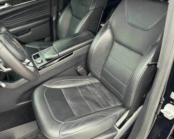 Мерседес ГЛЕ-Класс 2017 в Днепре (Днепропетровске) на Automoto.ua Черный Мерседес ГЛЕ-Класс, объемом двигателя 2.14 л и пробегом 137 тыс. км за 33500 $, фото 16 на Automoto.ua