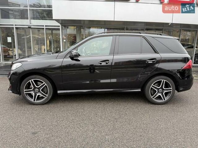 Черный Мерседес ГЛЕ-Класс, объемом двигателя 3 л и пробегом 99 тыс. км за 34900 $, фото 4 на Automoto.ua
