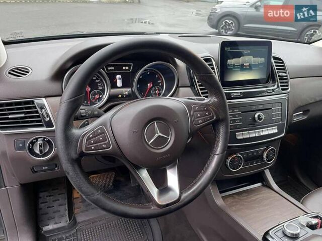Черный Мерседес ГЛЕ-Класс, объемом двигателя 2.99 л и пробегом 165 тыс. км за 37200 $, фото 12 на Automoto.ua