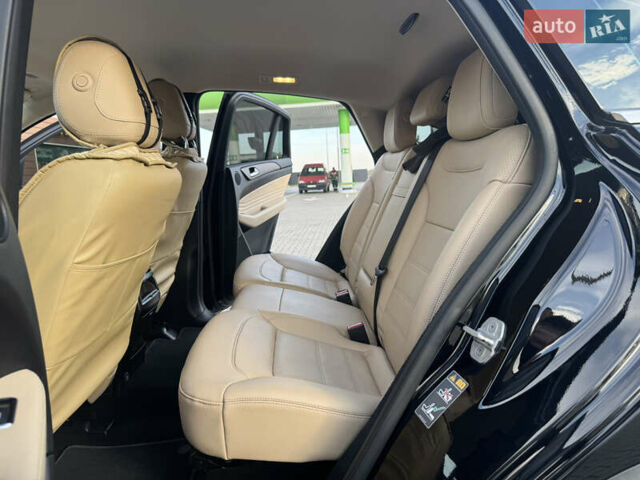 Черный Мерседес ГЛЕ-Класс, объемом двигателя 3 л и пробегом 118 тыс. км за 45000 $, фото 18 на Automoto.ua