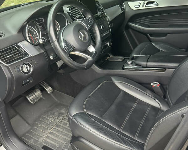 Мерседес ГЛЕ-Клас 2017 у Луцьку на Automoto.ua Чорний Мерседес ГЛЕ-Клас, об'ємом двигуна 2.14 л та пробігом 175 тис. км за 30000 $, фото 7 на Automoto.ua