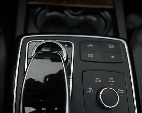 Чорний Мерседес ГЛЕ-Клас, об'ємом двигуна 3 л та пробігом 183 тис. км за 32000 $, фото 37 на Automoto.ua