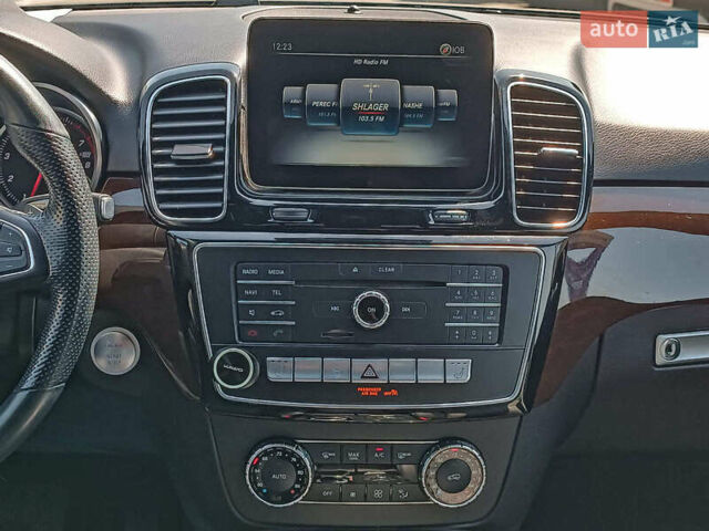 Черный Мерседес ГЛЕ-Класс, объемом двигателя 3.5 л и пробегом 98 тыс. км за 28990 $, фото 17 на Automoto.ua