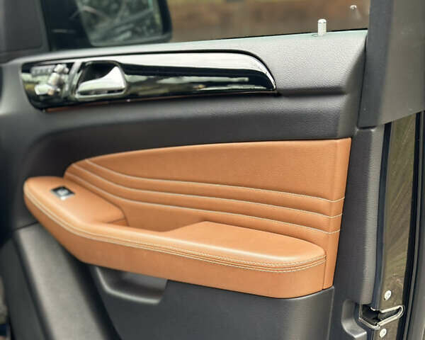 Черный Мерседес ГЛЕ-Класс, объемом двигателя 2.99 л и пробегом 145 тыс. км за 49000 $, фото 5 на Automoto.ua