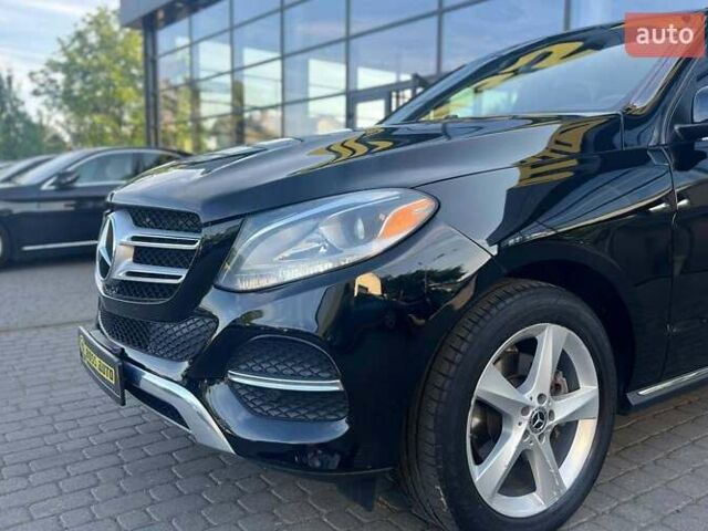 Черный Мерседес ГЛЕ-Класс, объемом двигателя 3.5 л и пробегом 105 тыс. км за 31500 $, фото 7 на Automoto.ua