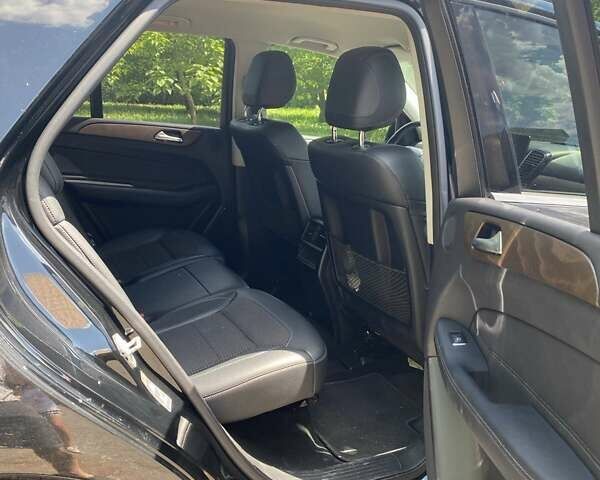 Черный Мерседес ГЛЕ-Класс, объемом двигателя 2.99 л и пробегом 150 тыс. км за 45000 $, фото 7 на Automoto.ua