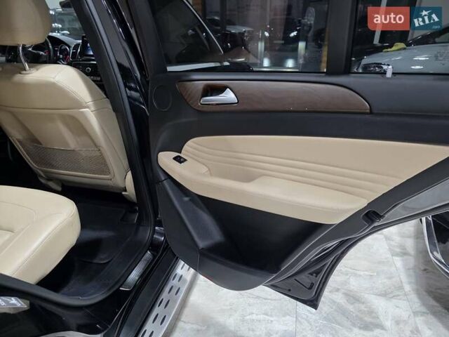Черный Мерседес ГЛЕ-Класс, объемом двигателя 2.99 л и пробегом 118 тыс. км за 45500 $, фото 54 на Automoto.ua
