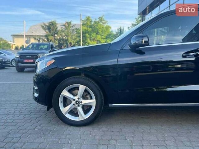 Черный Мерседес ГЛЕ-Класс, объемом двигателя 3.5 л и пробегом 105 тыс. км за 31500 $, фото 6 на Automoto.ua