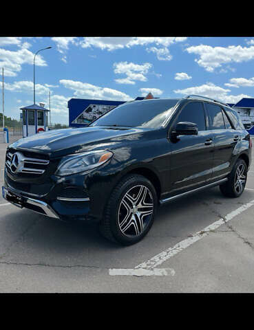 Чорний Мерседес ГЛЕ-Клас, об'ємом двигуна 0 л та пробігом 127 тис. км за 28000 $, фото 2 на Automoto.ua