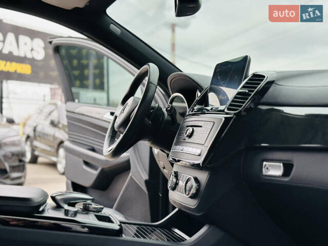 Черный Мерседес ГЛЕ-Класс, объемом двигателя 2.99 л и пробегом 118 тыс. км за 45999 $, фото 26 на Automoto.ua