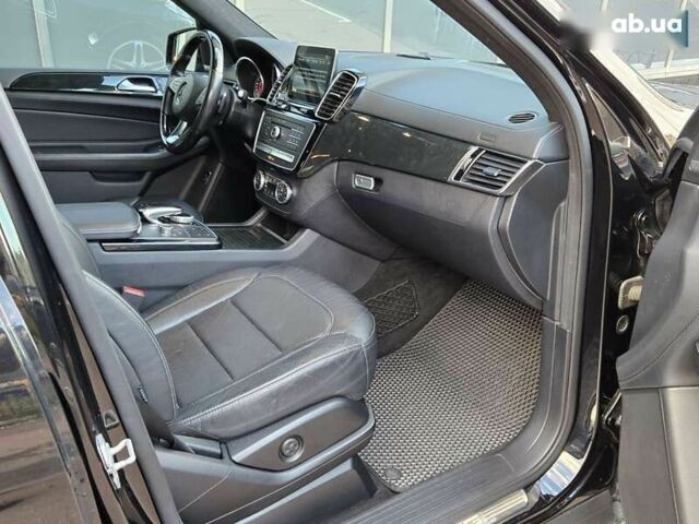 Черный Мерседес ГЛЕ-Класс, объемом двигателя 3 л и пробегом 125 тыс. км за 33500 $, фото 12 на Automoto.ua