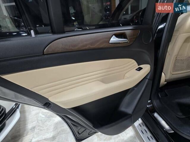 Черный Мерседес ГЛЕ-Класс, объемом двигателя 2.99 л и пробегом 118 тыс. км за 45500 $, фото 42 на Automoto.ua