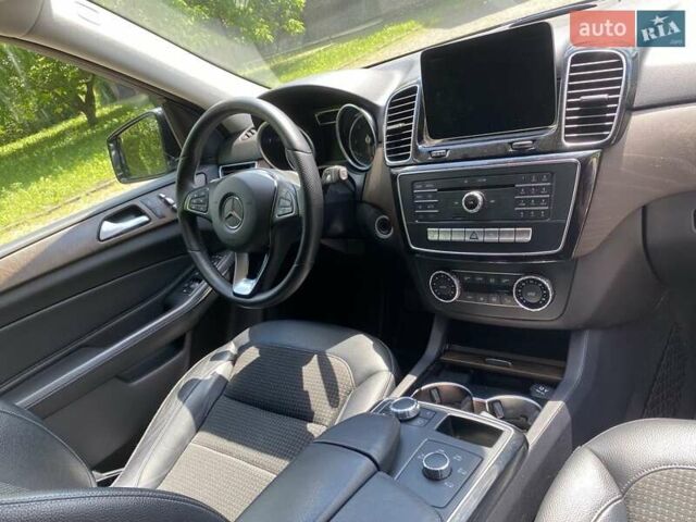 Черный Мерседес ГЛЕ-Класс, объемом двигателя 2.99 л и пробегом 150 тыс. км за 45000 $, фото 10 на Automoto.ua