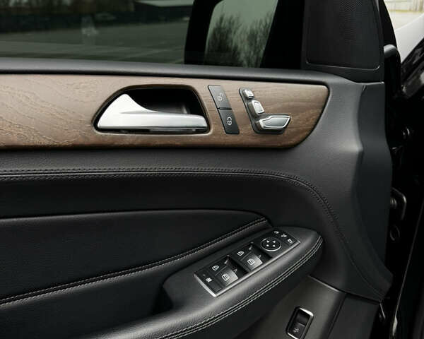 Чорний Мерседес ГЛЕ-Клас, об'ємом двигуна 2.99 л та пробігом 99 тис. км за 45000 $, фото 19 на Automoto.ua