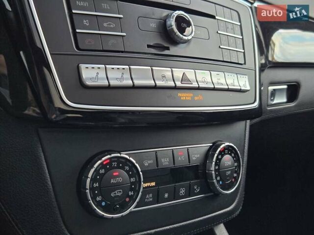 Мерседес ГЛЕ-Класс 2017 в Киеве на Automoto.ua Черный Мерседес ГЛЕ-Класс, объемом двигателя 3 л и пробегом 125 тыс. км за 33500 $, фото 30 на Automoto.ua