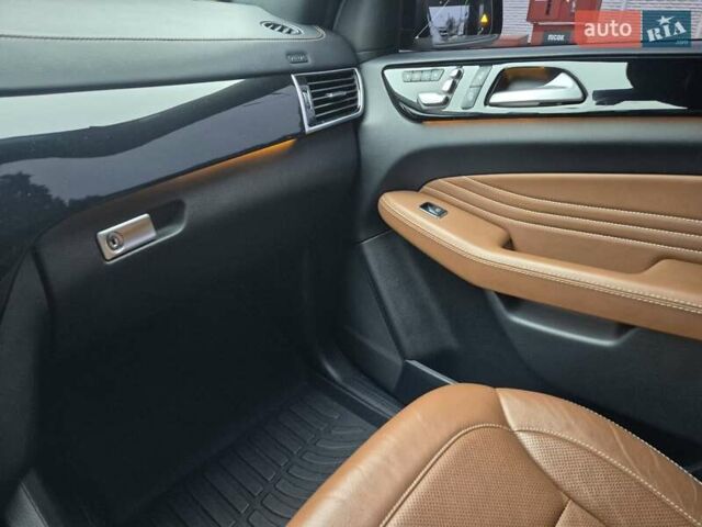 Чорний Мерседес ГЛЕ-Клас, об'ємом двигуна 2.99 л та пробігом 103 тис. км за 46900 $, фото 11 на Automoto.ua