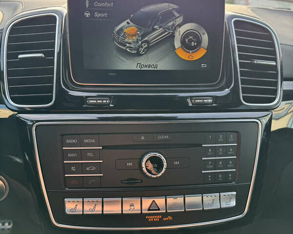 Черный Мерседес ГЛЕ-Класс, объемом двигателя 3 л и пробегом 120 тыс. км за 34900 $, фото 16 на Automoto.ua